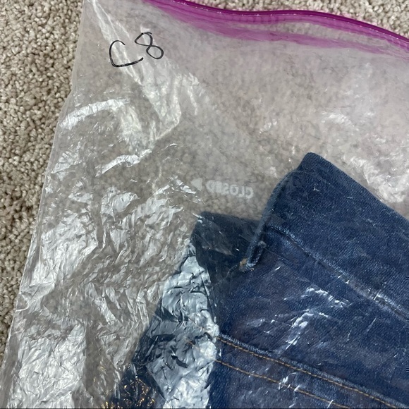 NO LONGER NWT Good American Good Waist Crop High Rise Lace Up Blue Jeans Size 6 - Picture 11 of 11